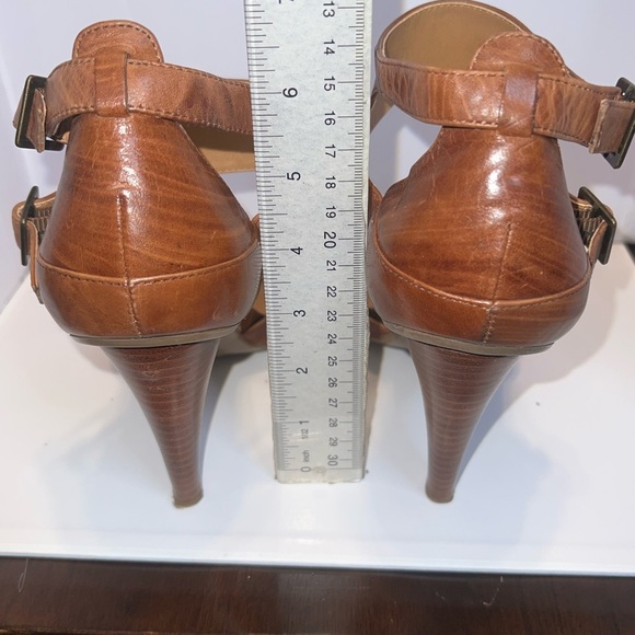 Kenneth Cole REACTION Women's Get 2 Know U Strappy Sandal. Size 10 New - Picture 4 of 6